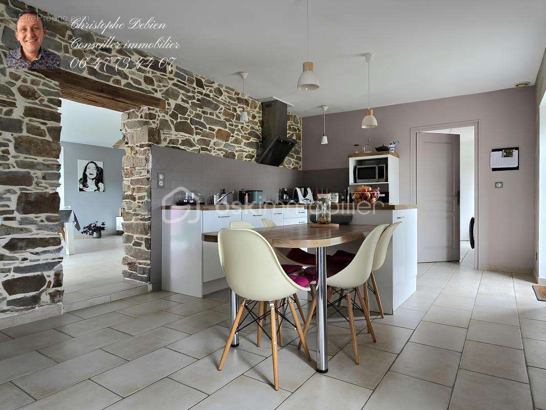 Maison à VIEILLEVIGNE