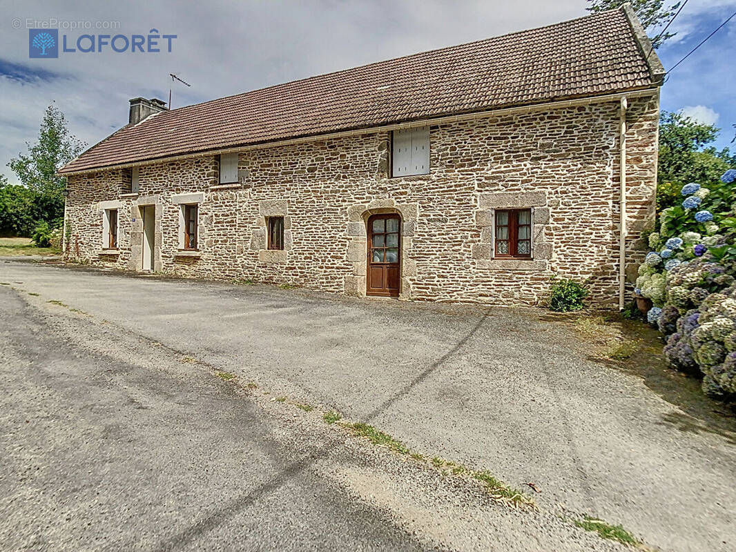 Maison à LANDEVANT