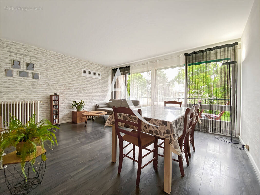 Appartement à BOIS-D&#039;ARCY