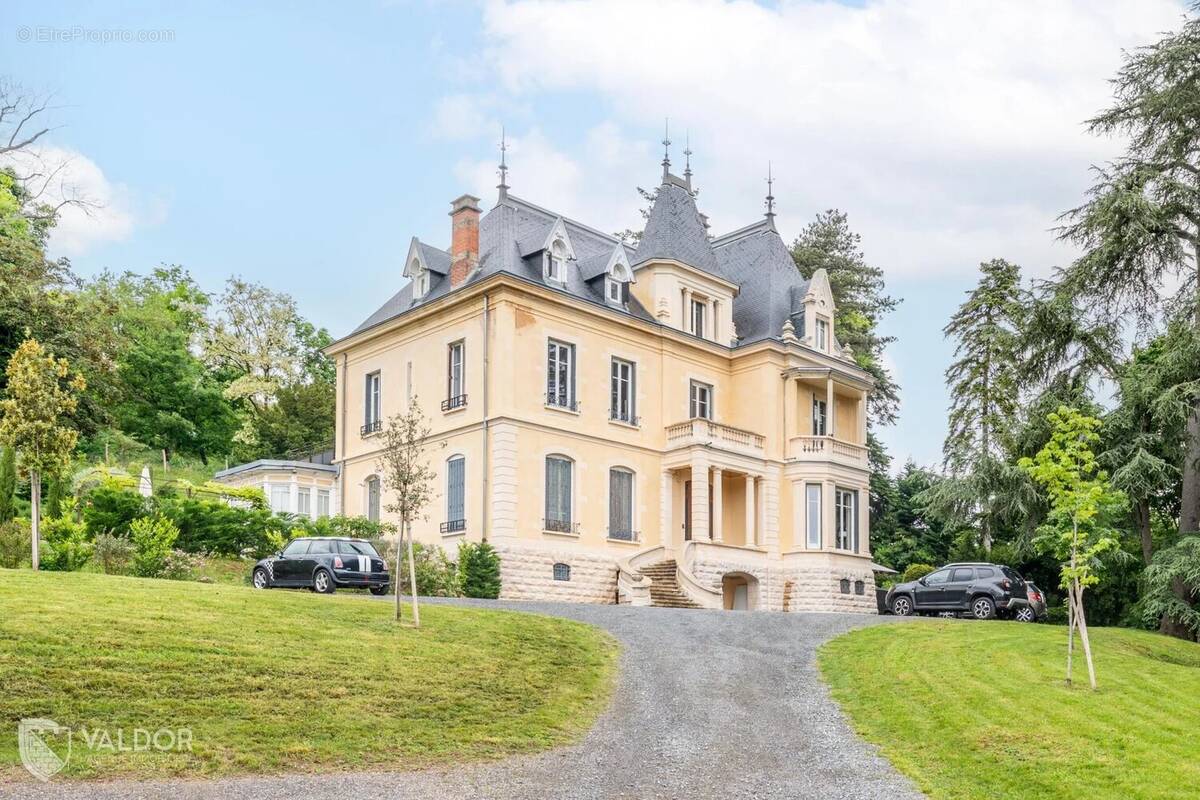Appartement à POMMIERS