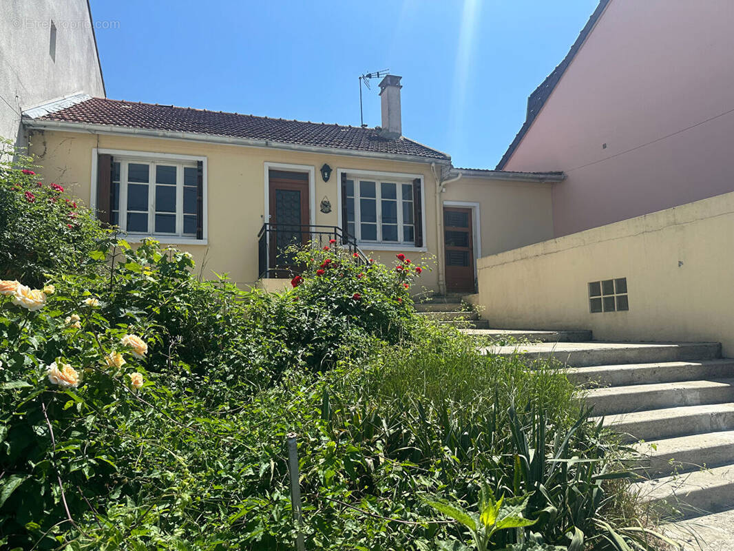 Maison à ROSNY-SOUS-BOIS
