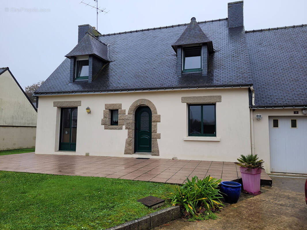 Maison à NAIZIN