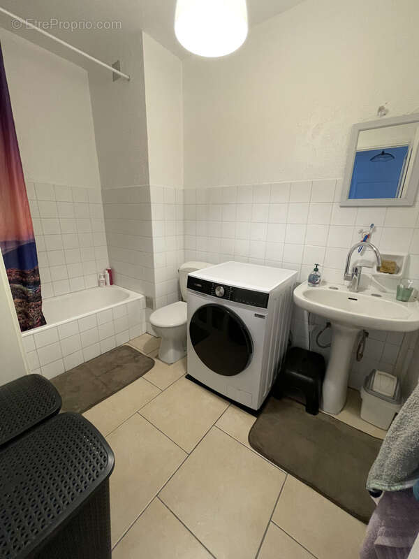 Appartement à SERANON