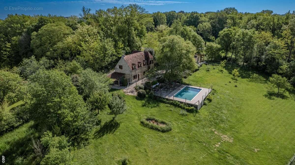 Maison à GOURDON