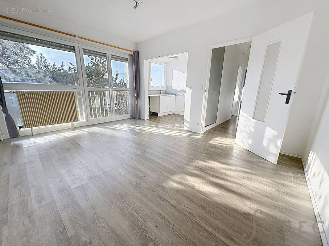 Appartement à LE BAN-SAINT-MARTIN