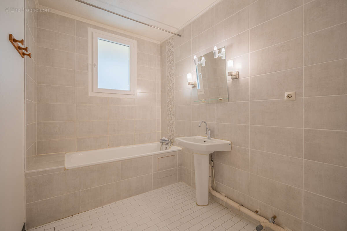 Appartement à SEYSSINET-PARISET