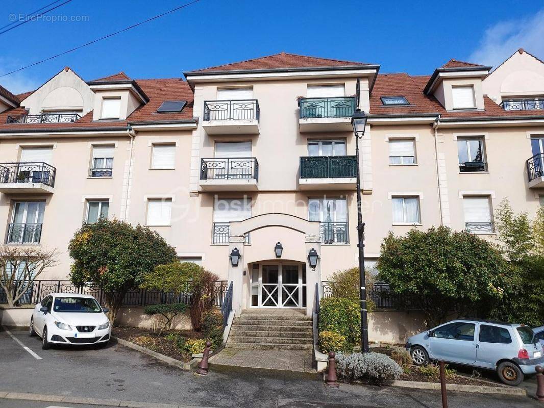 Appartement à CLAYE-SOUILLY