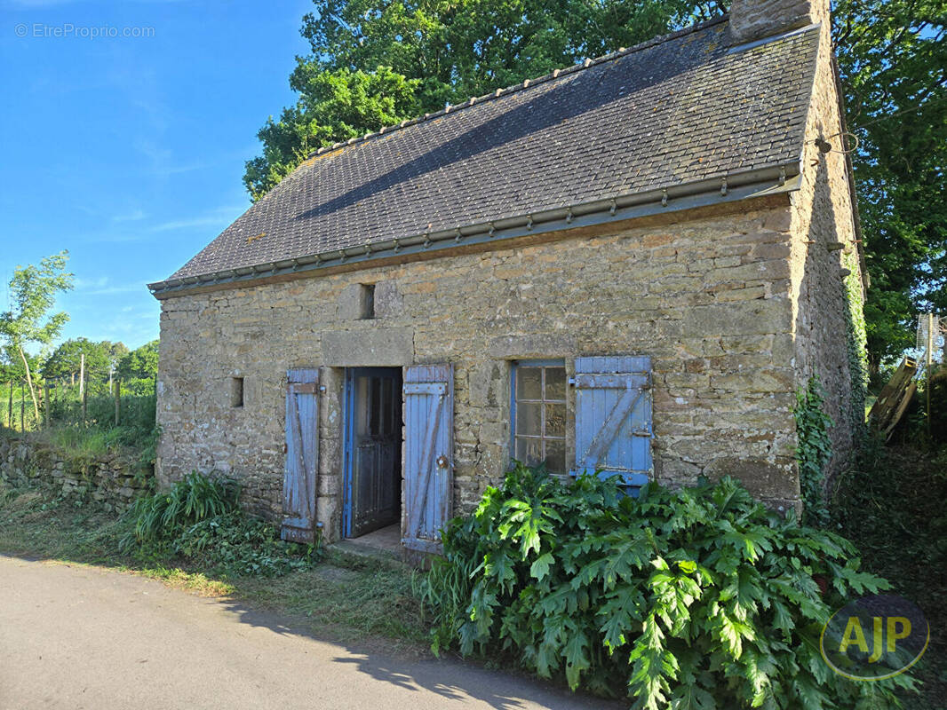 Maison à GUEHENNO