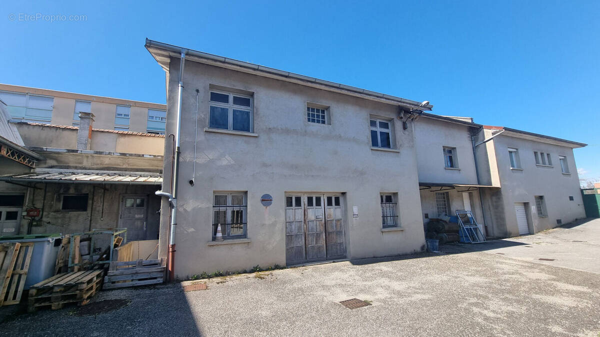 Maison à OYONNAX