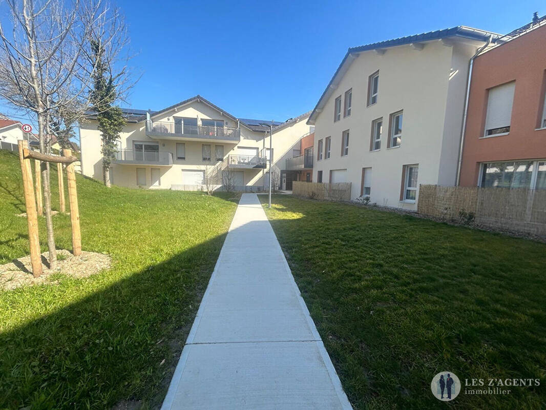 Appartement à CLAIX