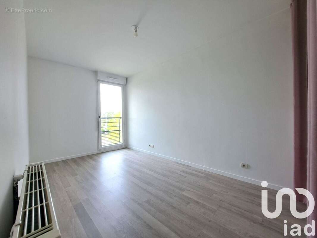 Photo 7 - Appartement à ELANCOURT