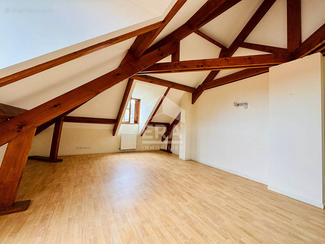 Appartement à VIC-EN-BIGORRE