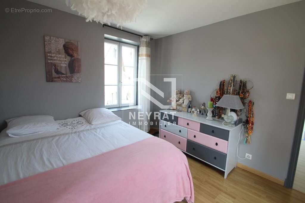 Maison à SAINT-LOUP-GEANGES