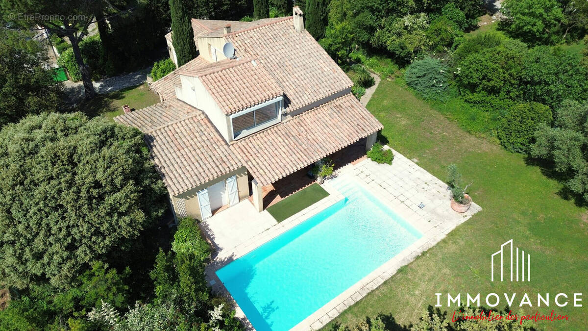 Maison à VAILHAUQUES