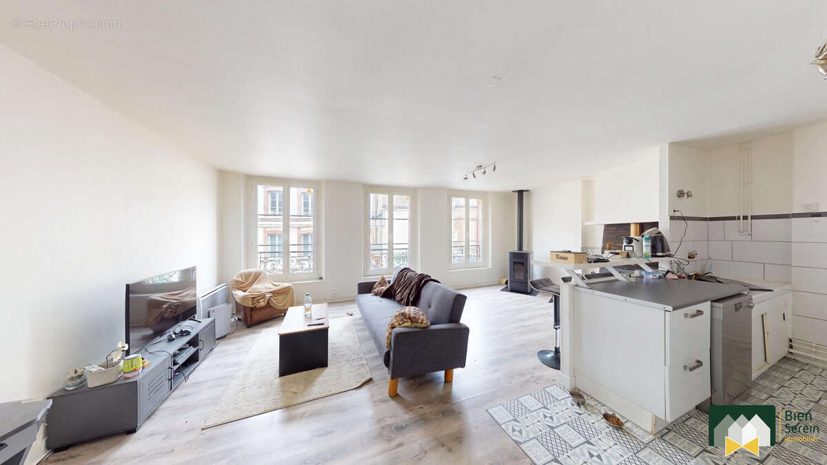 Appartement à CHATEAUNEUF-EN-THYMERAIS