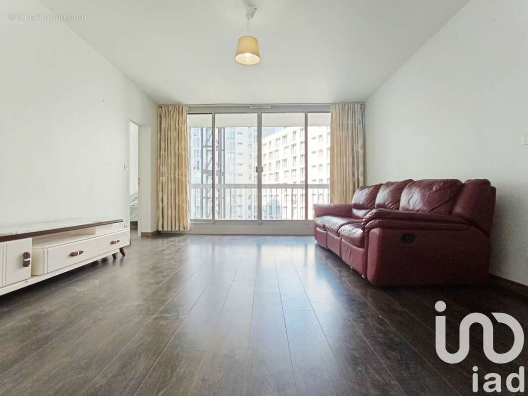 Photo 2 - Appartement à PARIS-19E