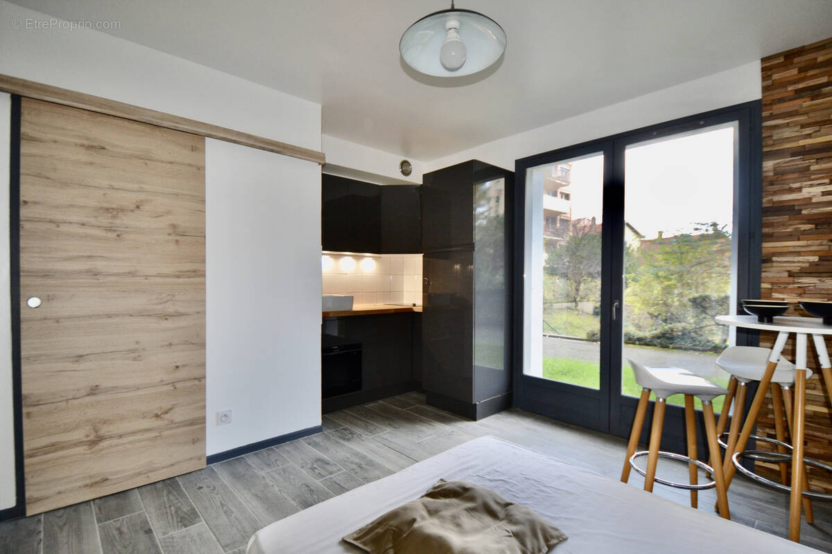 Appartement à LYON-9E