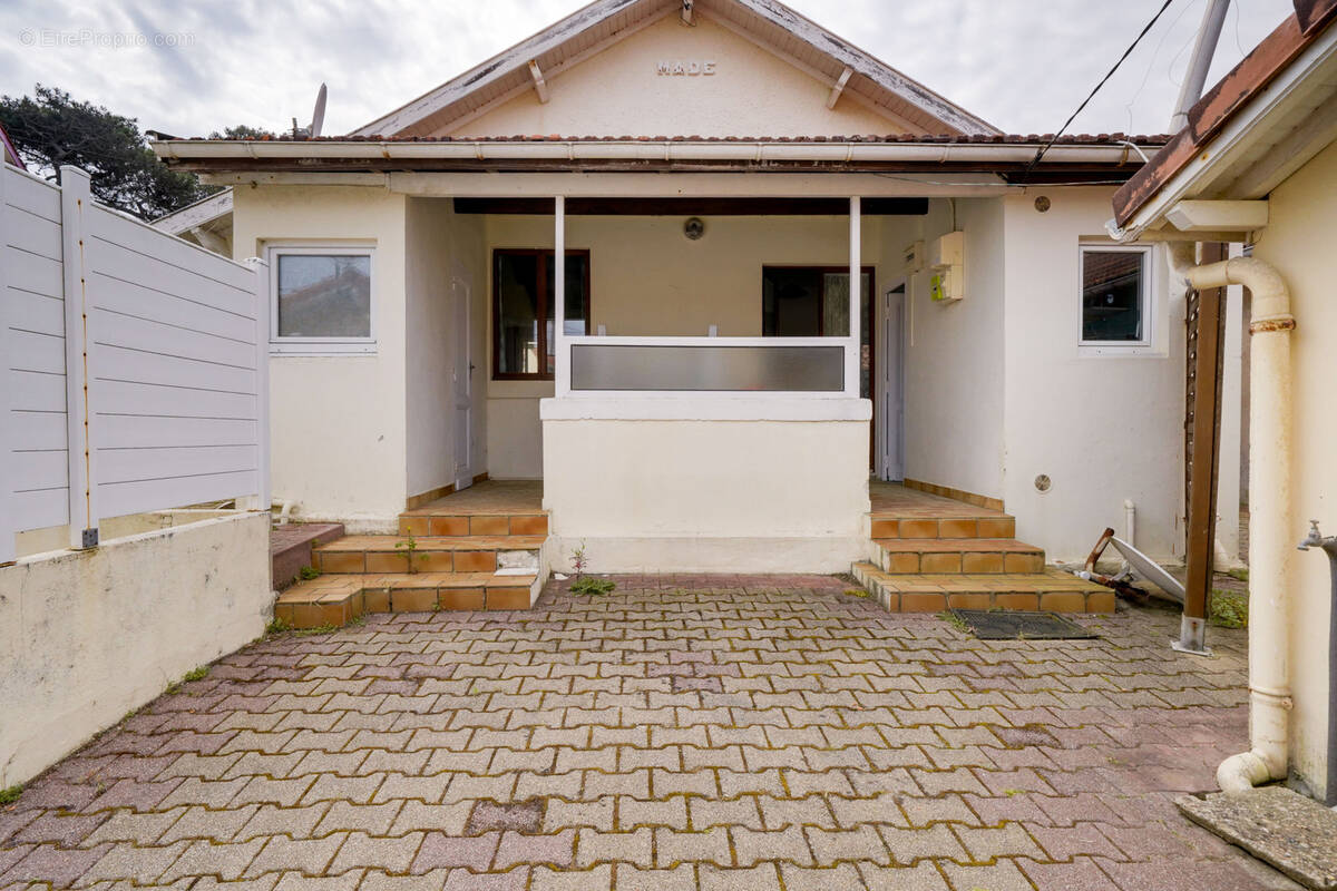 Maison à LACANAU