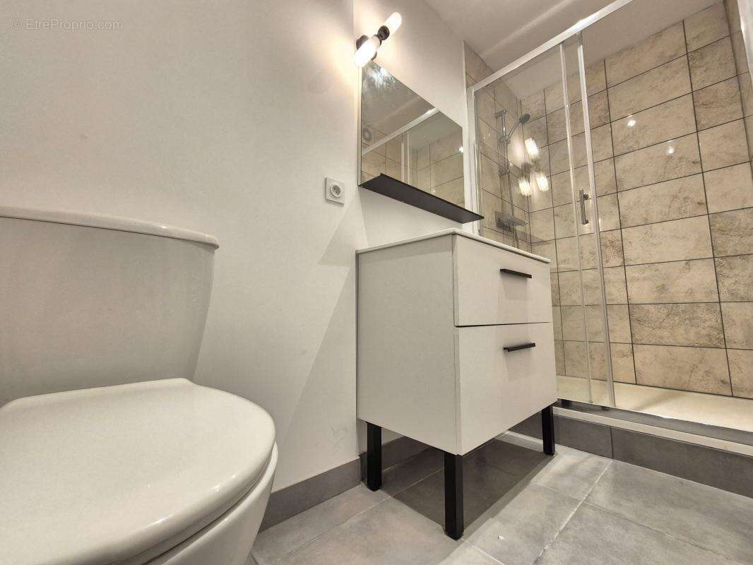 Appartement à SIX-FOURS-LES-PLAGES