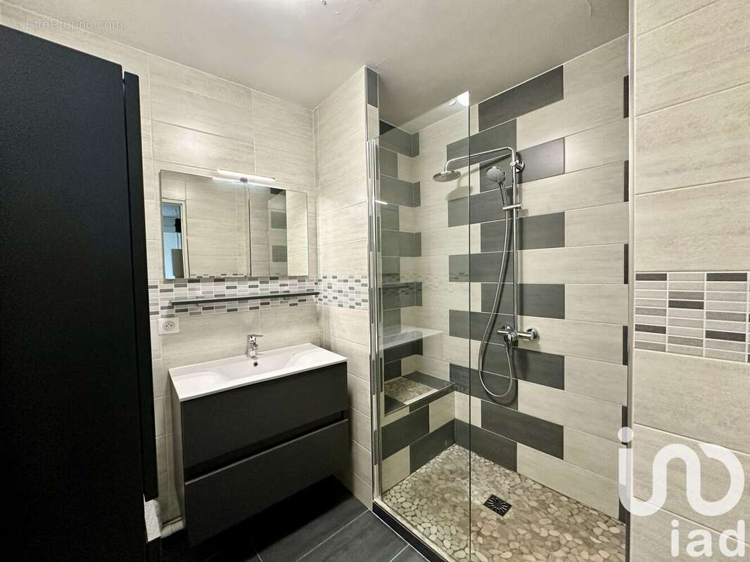 Photo 6 - Appartement à SAINT-MAUR-DES-FOSSES