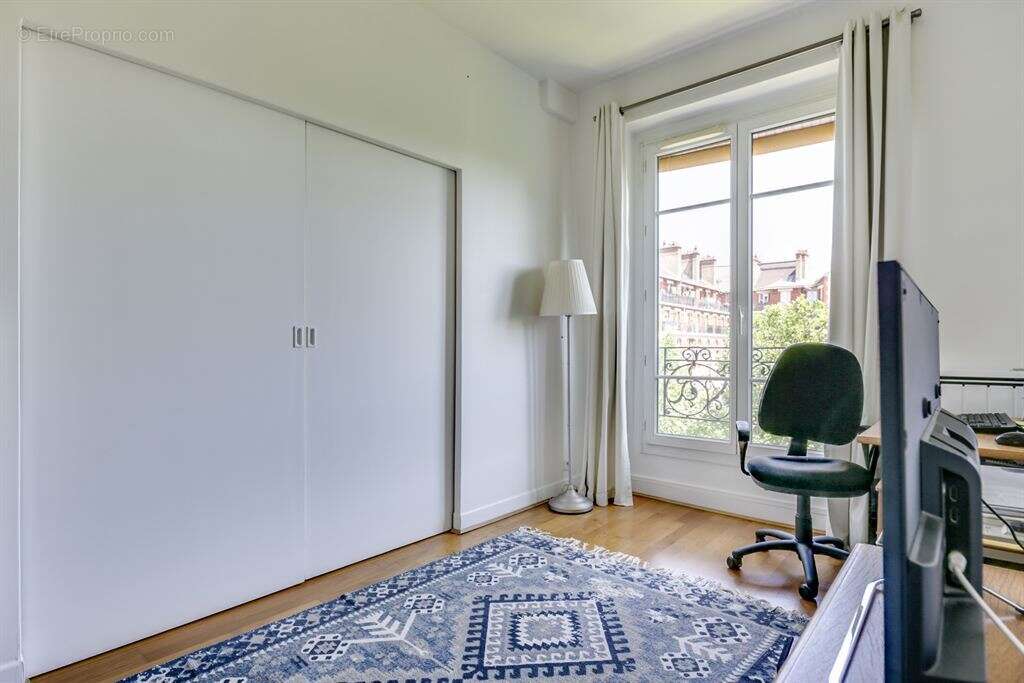 Appartement à PARIS-12E