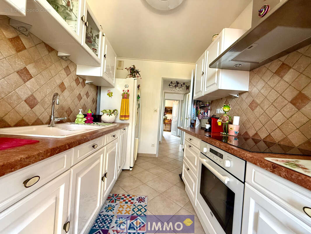 Appartement à HYERES