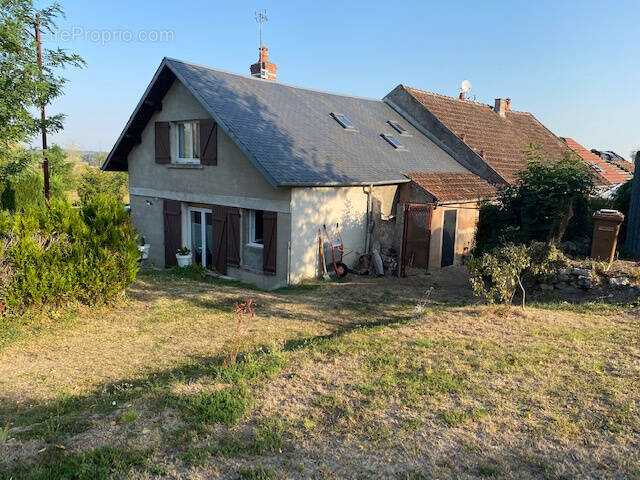 Maison à CHAUMOT