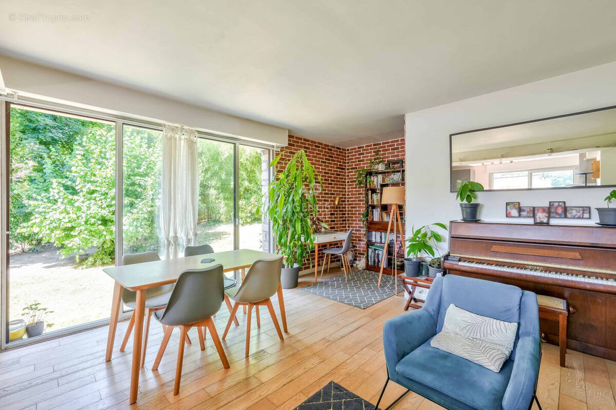 Appartement à SEVRES