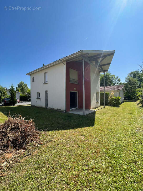 Maison à GENISSAC