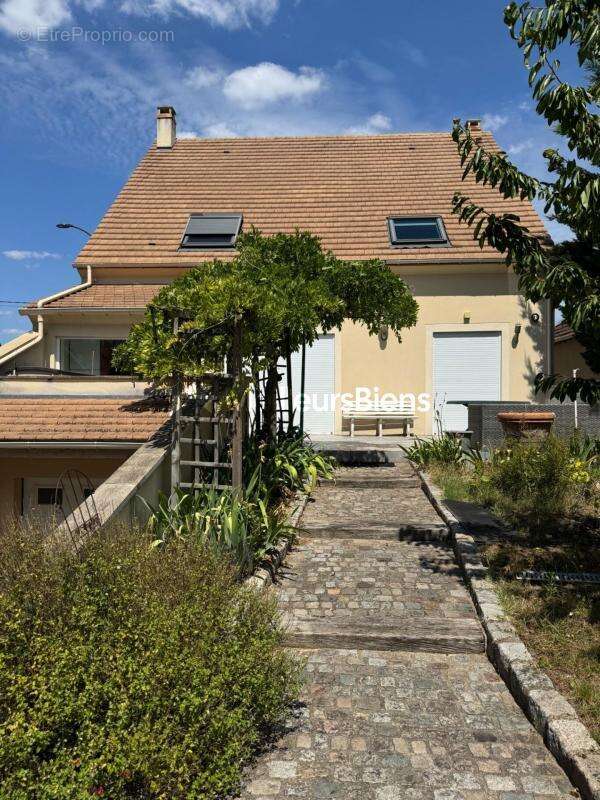 Maison à ACHERES
