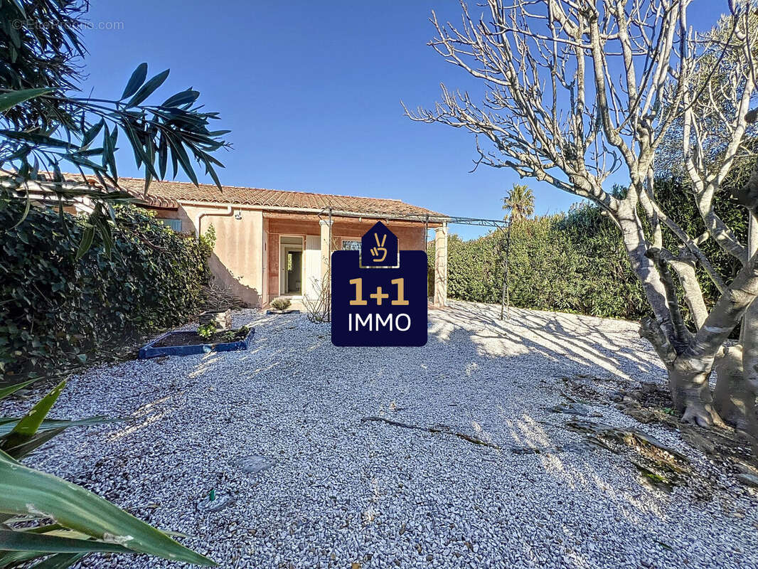 Maison à ROQUEBRUNE-SUR-ARGENS