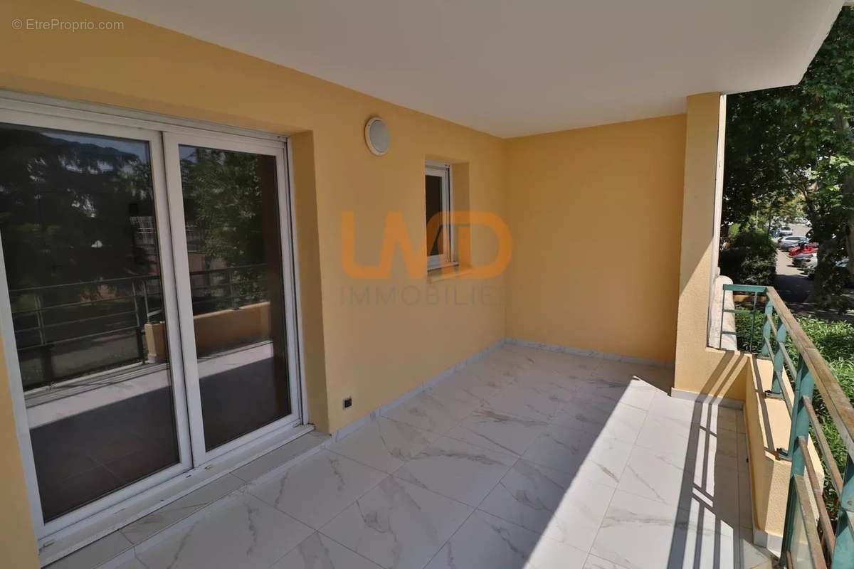 Appartement à NIMES