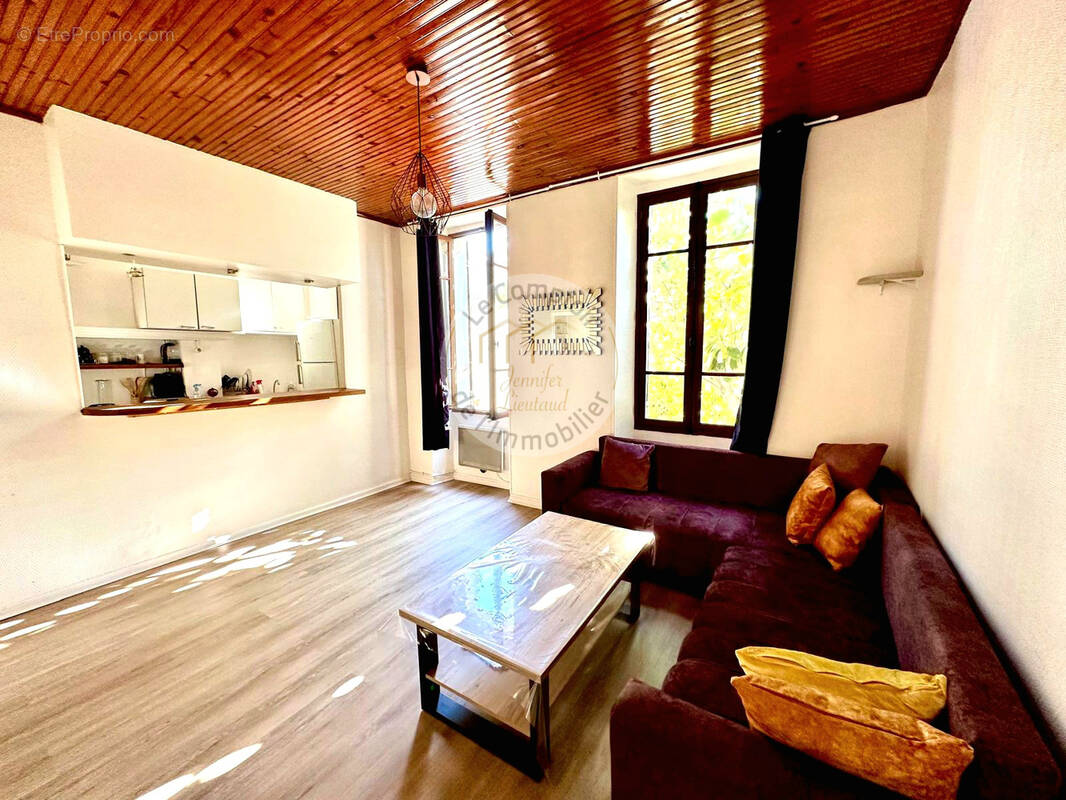 Appartement à MARSEILLE-10E