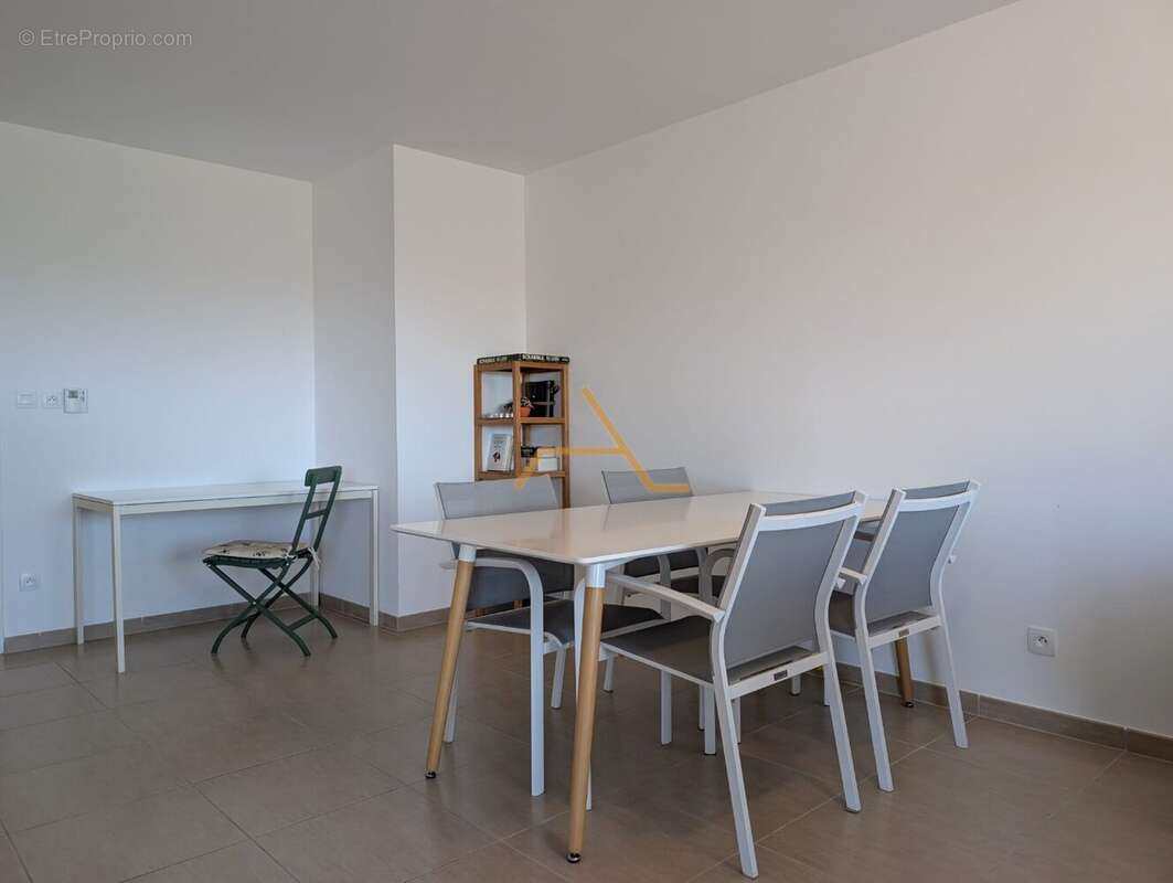 Appartement à DIEULEFIT