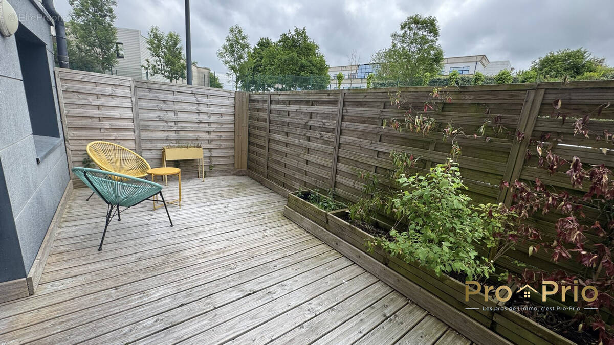 Appartement à SAINT-MARTIN-BOULOGNE