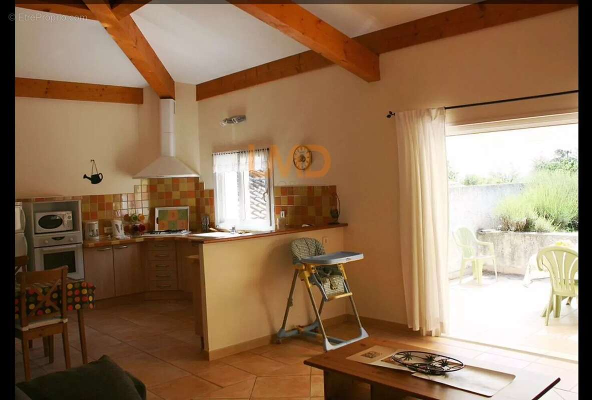 Maison à BOLLENE