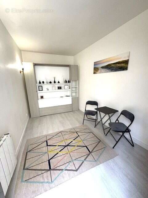 Appartement à LEVALLOIS-PERRET