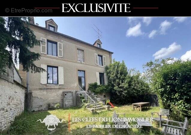 Maison à LORREZ-LE-BOCAGE-PREAUX