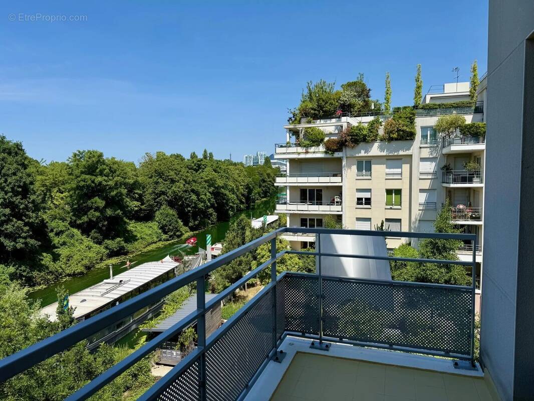 Appartement à ISSY-LES-MOULINEAUX