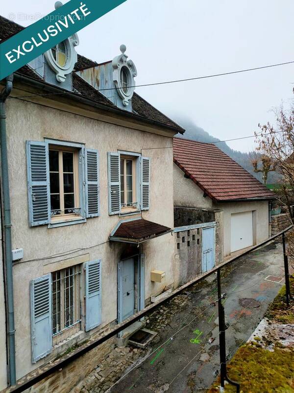 Photo 1 - Maison à SALINS-LES-BAINS
