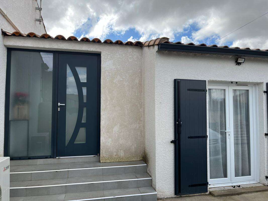 Maison à SERVIAN
