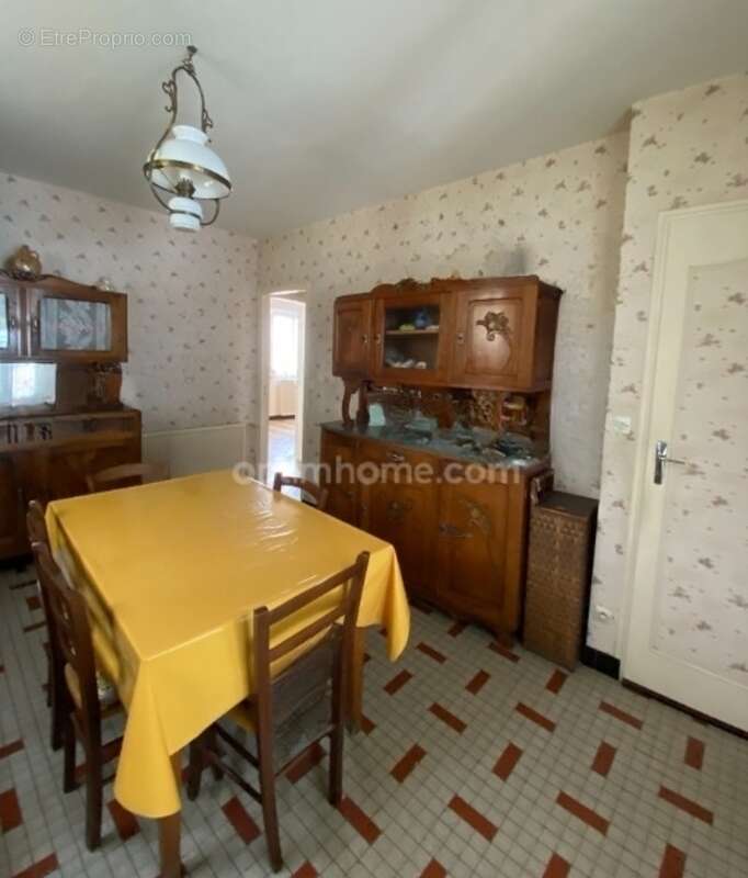 Maison à TOUVRE