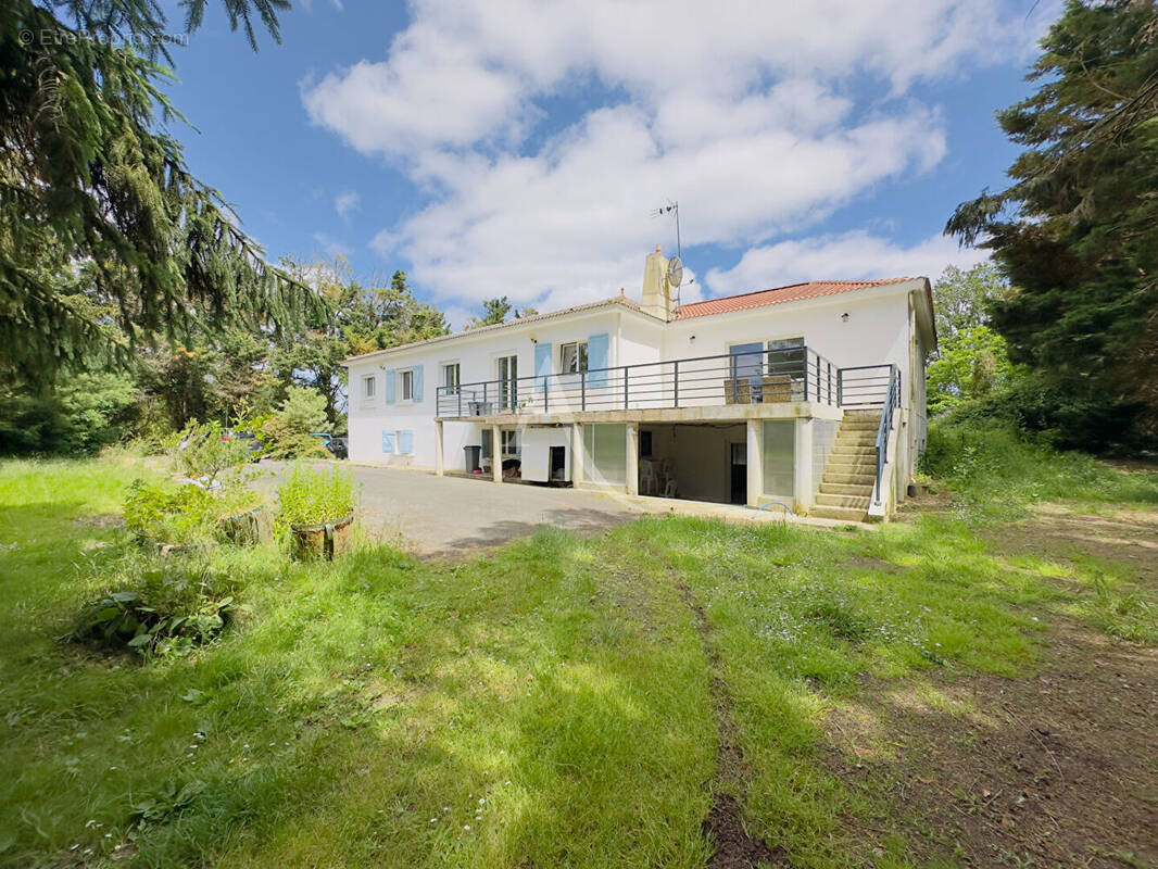 Maison à VENANSAULT
