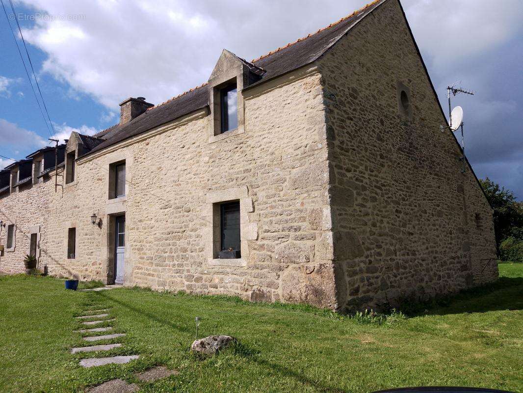 Maison à THEIX