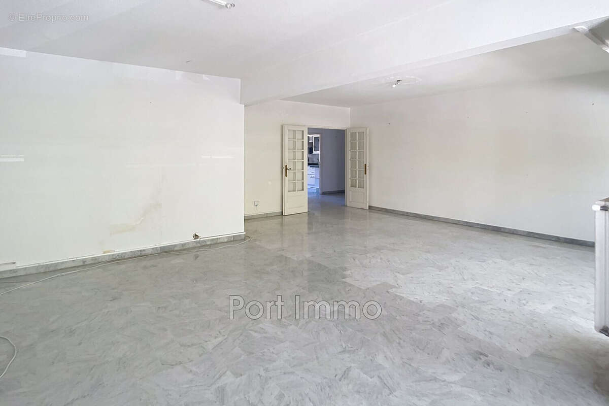 Appartement à CAGNES-SUR-MER