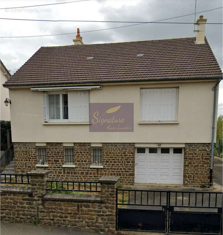 Maison à LA CHAPELLE-SAINT-AUBIN