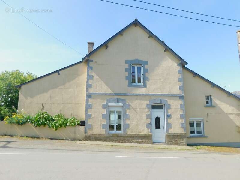 Maison à LA CHAPELLE-JANSON