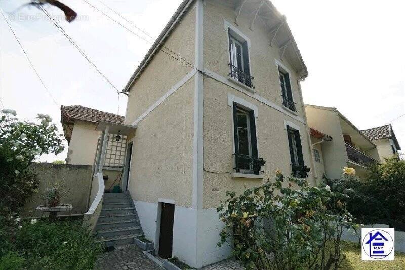 Maison à AULNAY-SOUS-BOIS