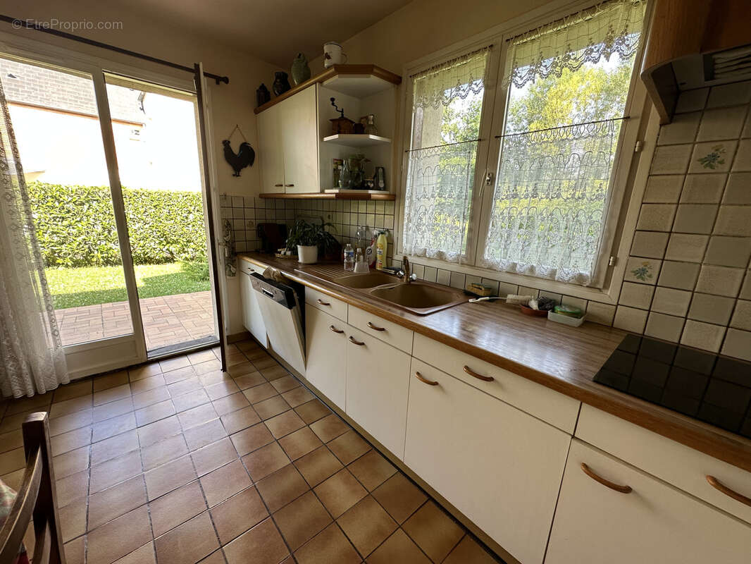 Maison à BURES-SUR-YVETTE