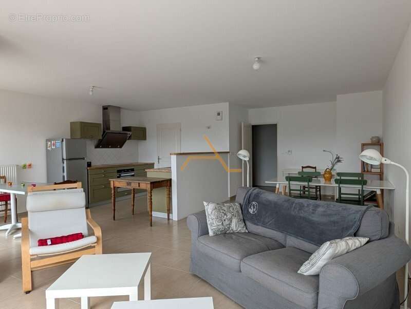Appartement à DIEULEFIT